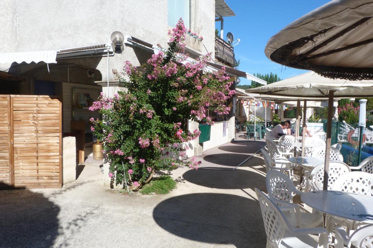 Camping L'Eau Vive Dauphin Exterior photo