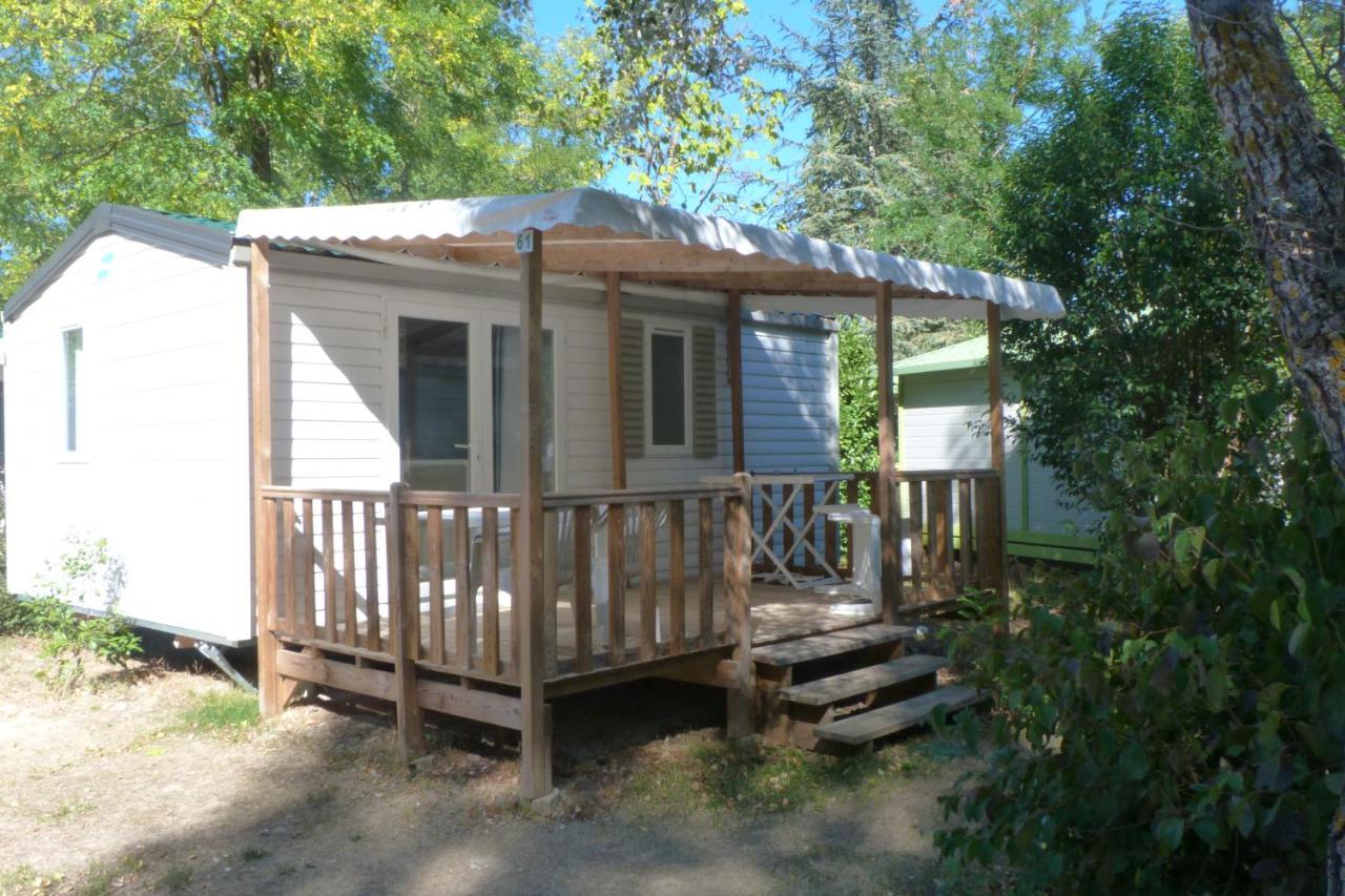Camping L'Eau Vive Dauphin Exterior photo