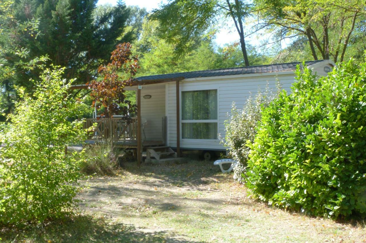 Camping L'Eau Vive Dauphin Exterior photo